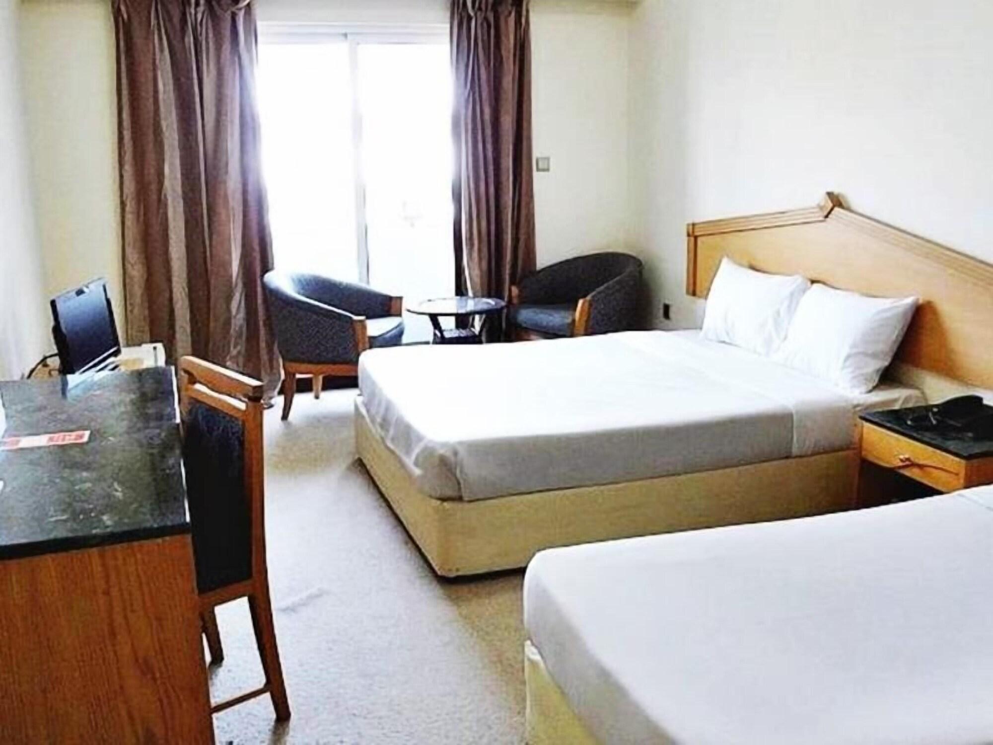Rush Inn Hotel ドバイ エクステリア 写真