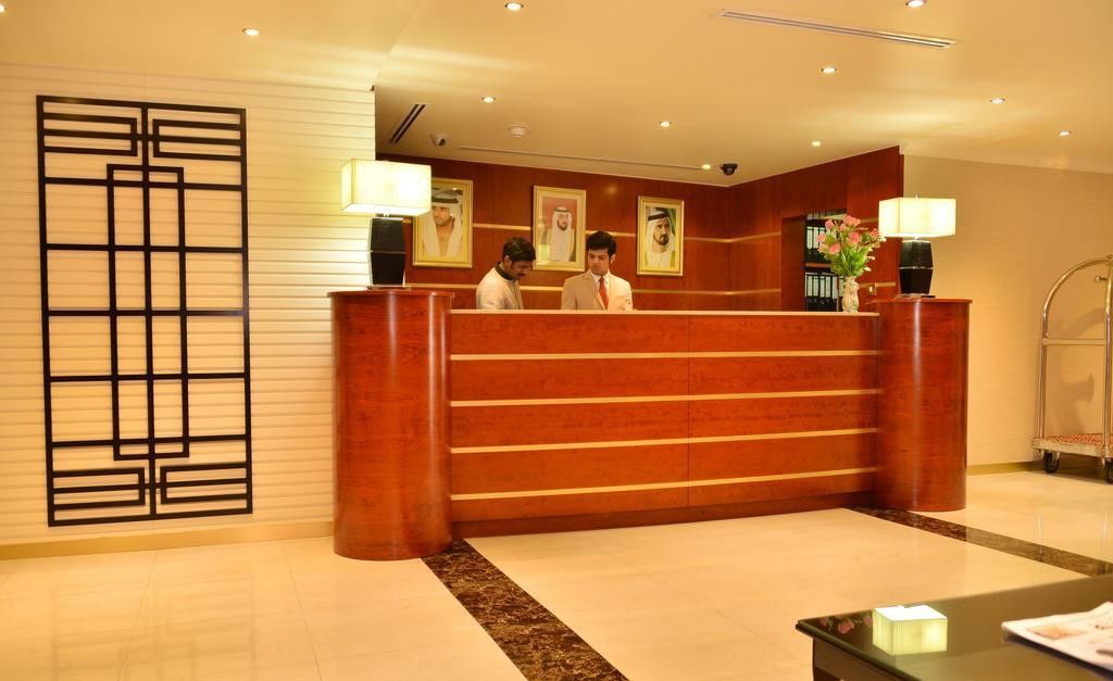 Rush Inn Hotel ドバイ エクステリア 写真