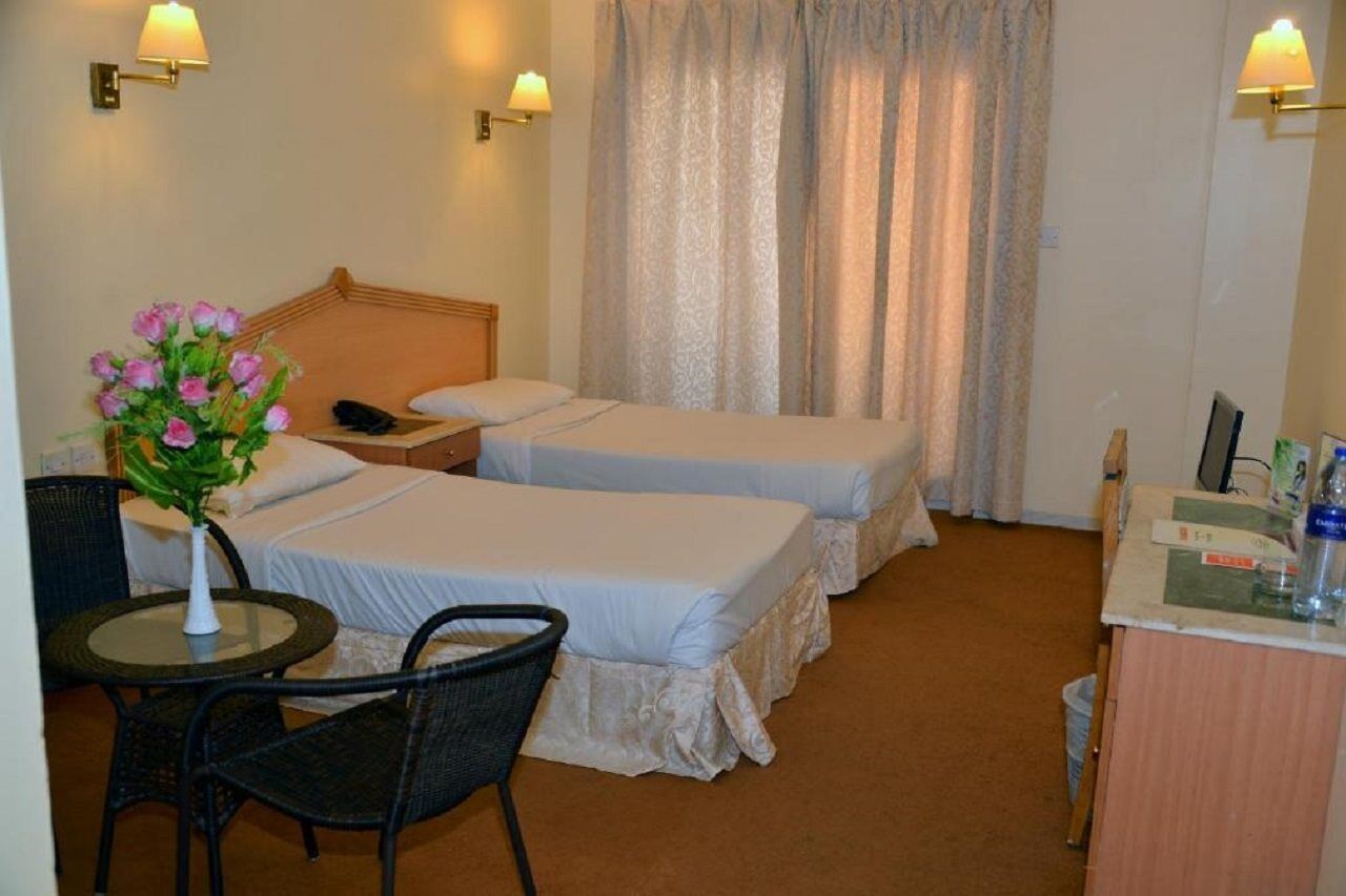 Rush Inn Hotel ドバイ エクステリア 写真